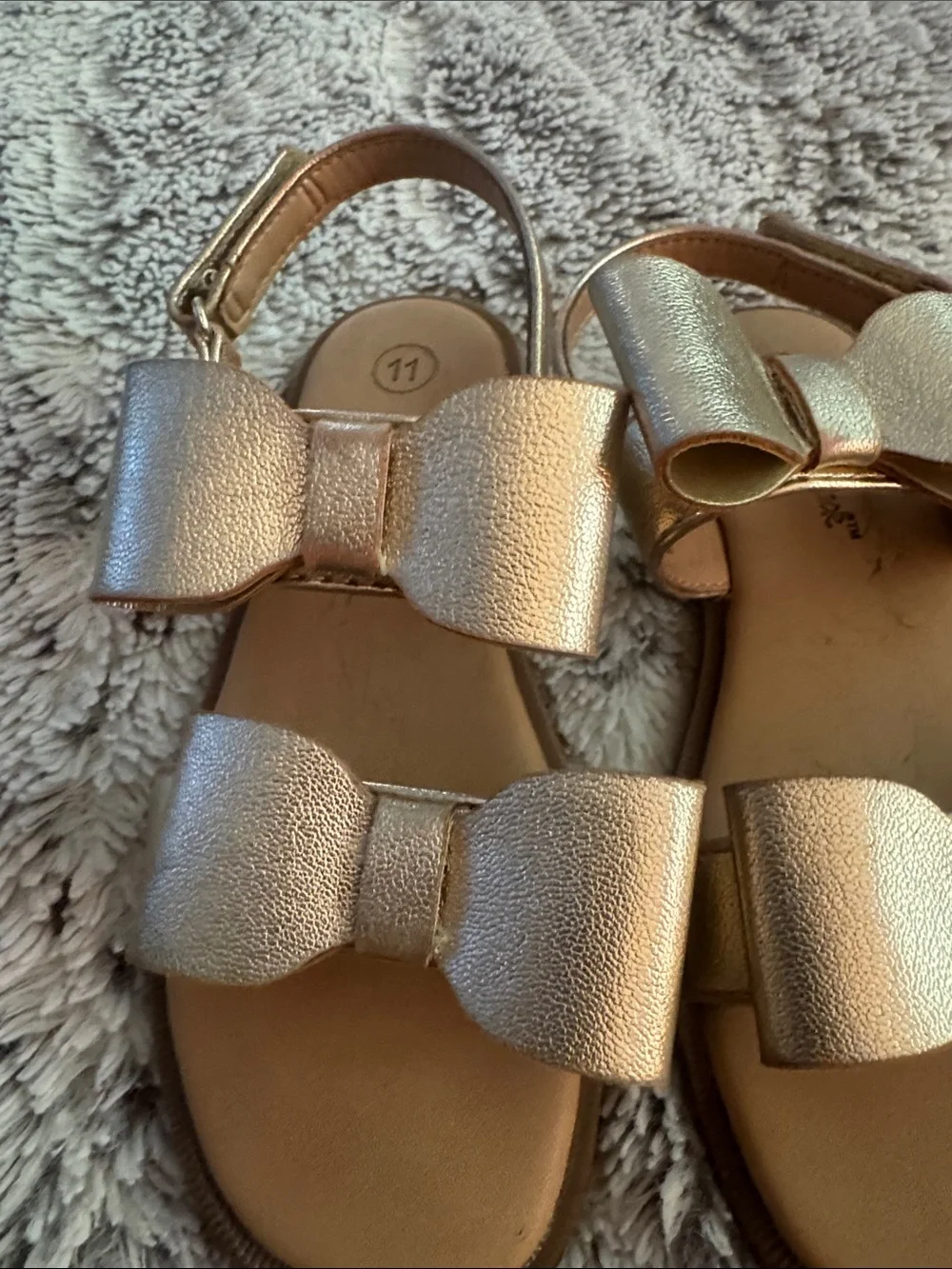 Cat & Jack Rose Gold Bow Kids Sandals